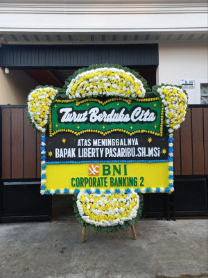 Papan Bunga Duka di Pasar Merah Barat